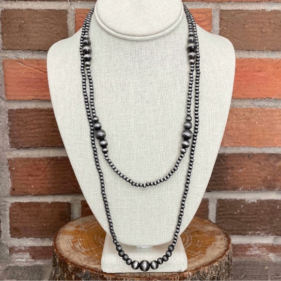 Red Saguaro Trading Post Jewelry - Navajo Style Pearl Graduated Double Layer Necklace